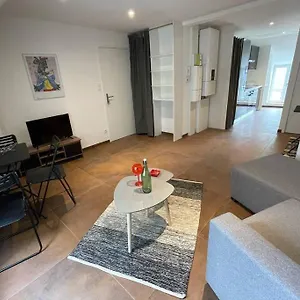 Spacieux N°8 En Centre Historique Appartement Landerneau