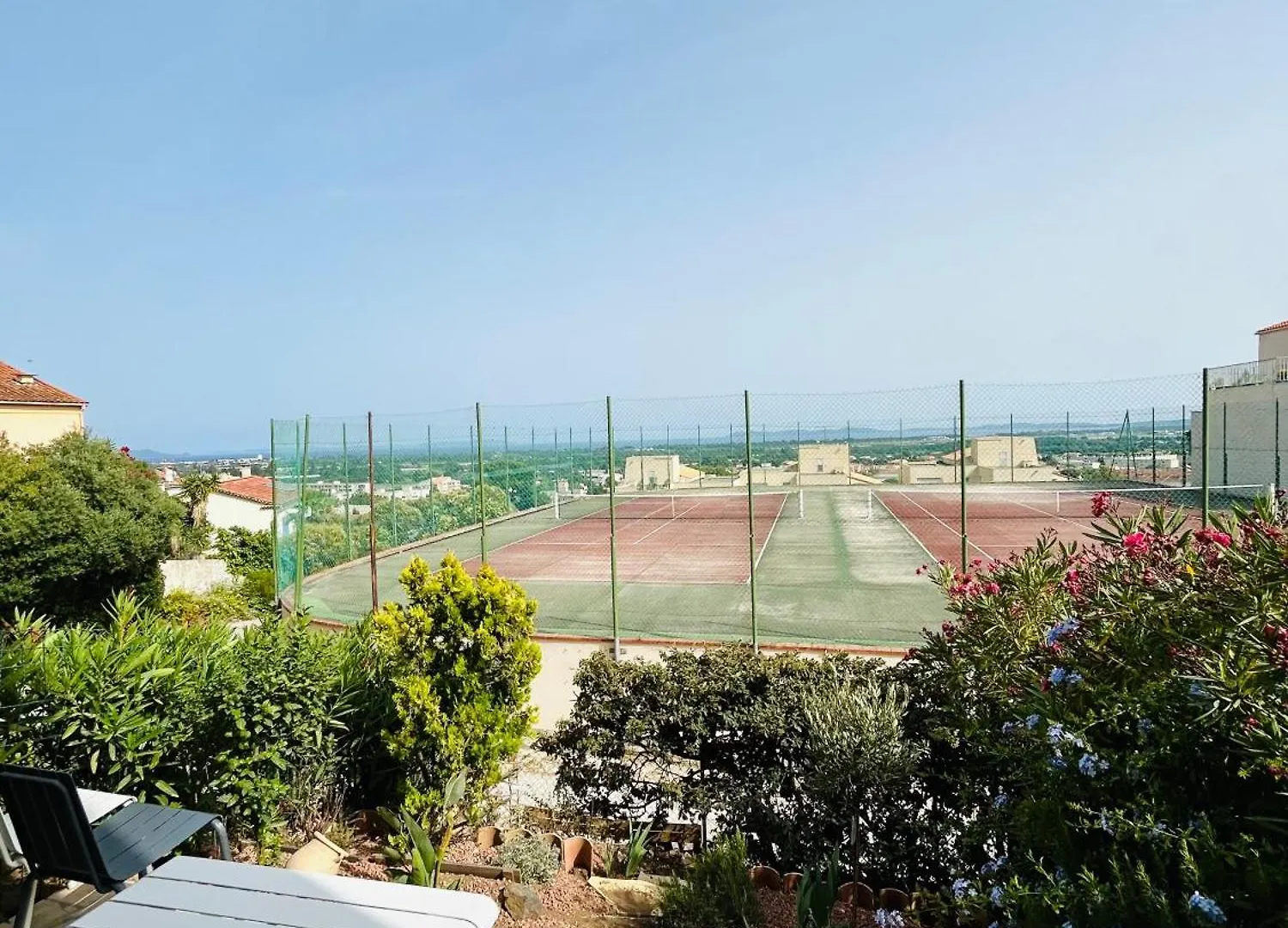 Apartment Ferienwohnung Le Soleil Bleu Hyerois Hyères